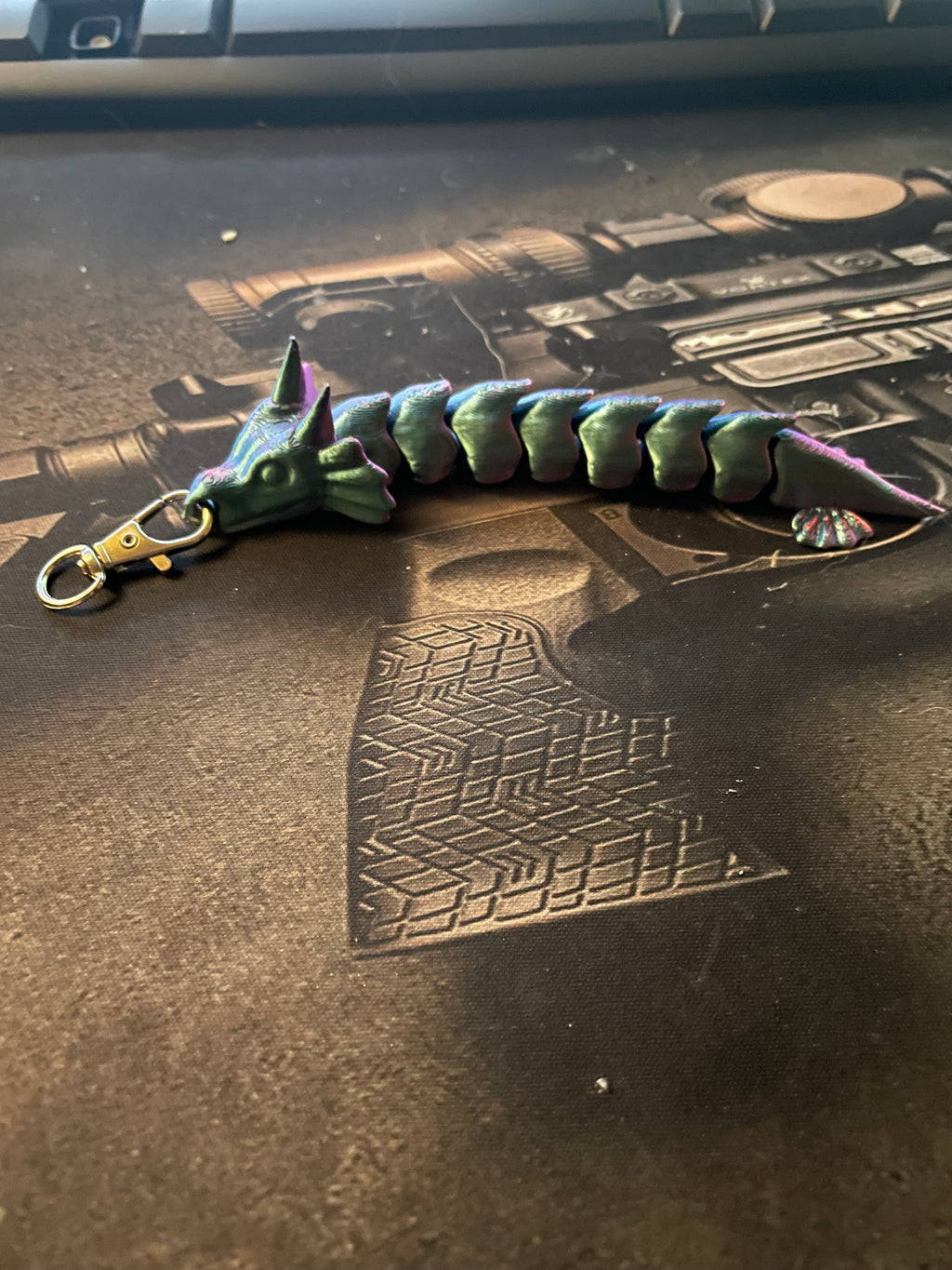Flexi dragon keychain